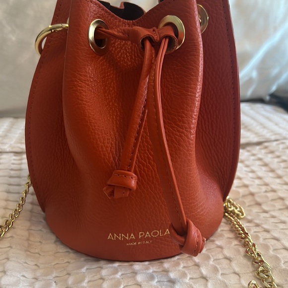 ANNA PAOLA bucket leather bag - Picture 6 of 7